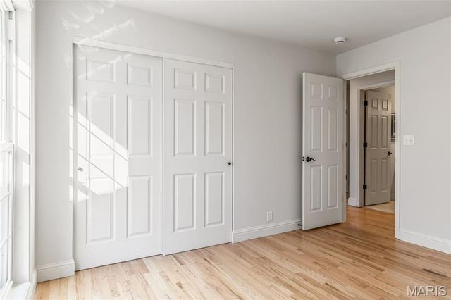 330 Sudbury Lane, Ballwin, MO 63011