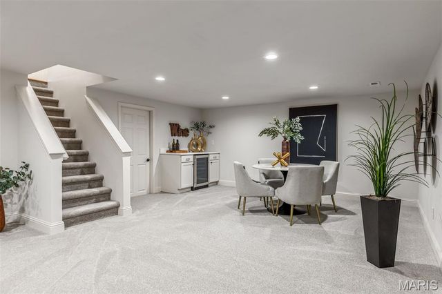 330 Sudbury Lane, Ballwin, MO 63011