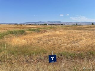 7 Green Canyon Lane, Ellensburg, WA 98926