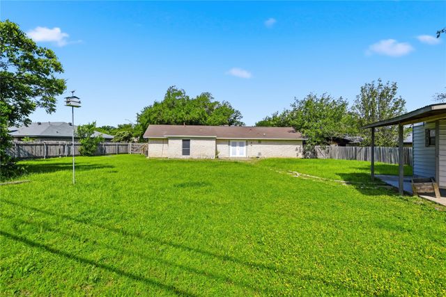 5503 Basswood LN, Austin, TX 78723