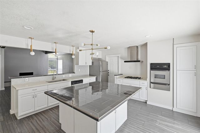 5503 Basswood LN, Austin, TX 78723