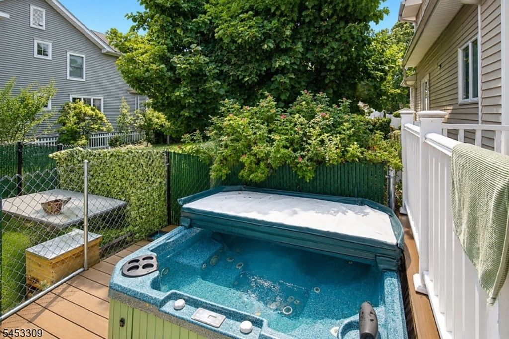 13 5Th St, Fair Lawn Boro, NJ 07410 — photo 4