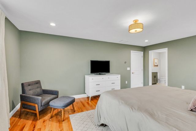 24 Paper Birch Path 24, Worcester, MA 01605