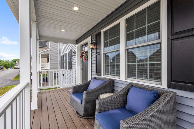 24 Paper Birch Path 24, Worcester, MA 01605
