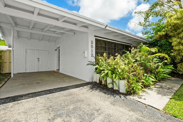 2512 Sugarloaf Lane, Fort Lauderdale, FL 33312