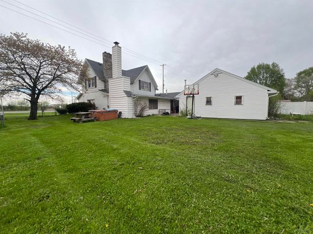5016 Hess Road, Buena Vista Twp, MI 48601