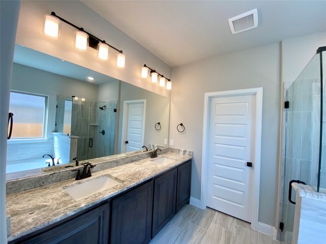 2817 Slamma Trail, Crandall, TX 75114