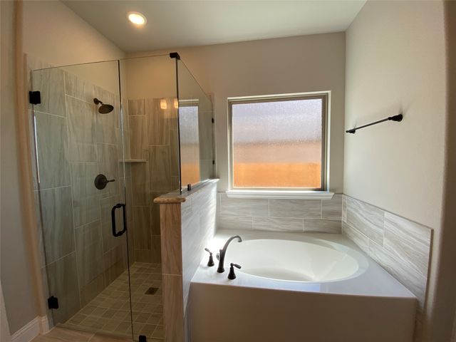 2817 Slamma Trail, Crandall, TX 75114