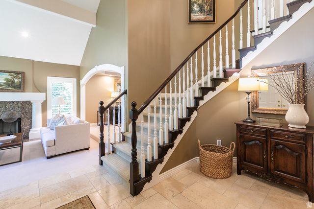 1146 E WOODBRIAR CIR, North Salt Lake, UT 84054