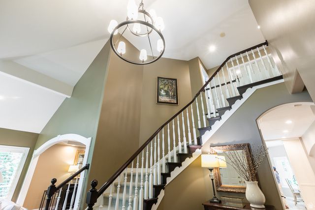 1146 E WOODBRIAR CIR, North Salt Lake, UT 84054