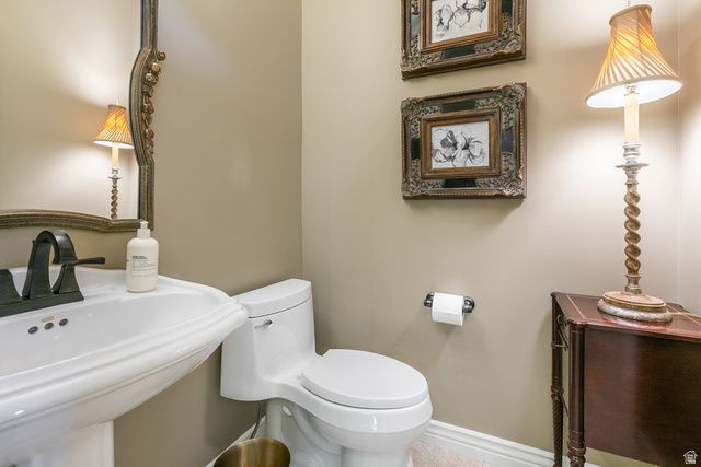 1146 E WOODBRIAR CIR, North Salt Lake, UT 84054