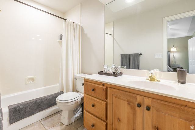 1146 E WOODBRIAR CIR, North Salt Lake, UT 84054