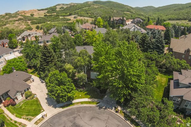 1146 E WOODBRIAR CIR, North Salt Lake, UT 84054