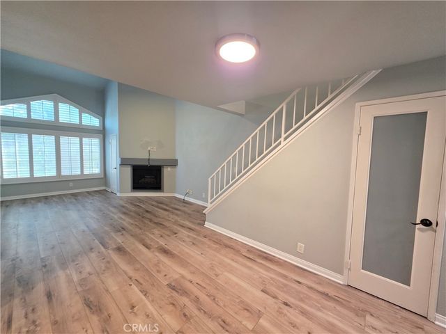 5525 Canoga 320, Woodland Hills, CA 91367
