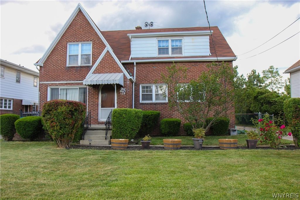 126 Straley Avenue, Cheektowaga, NY 14211
