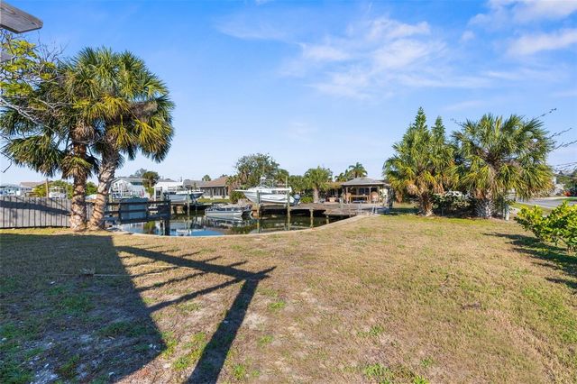 13726 MICHELLE AVENUE, Hudson, FL 34667