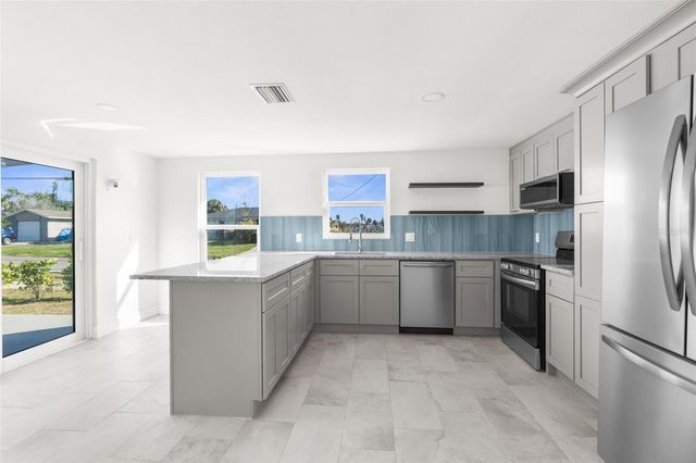 13726 MICHELLE AVENUE, Hudson, FL 34667