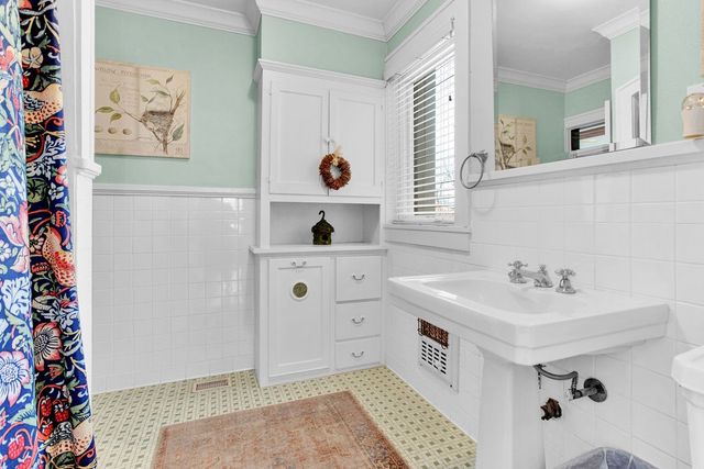 313 E Charnwood, Tyler, TX 75701