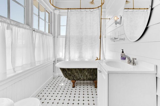 313 E Charnwood, Tyler, TX 75701