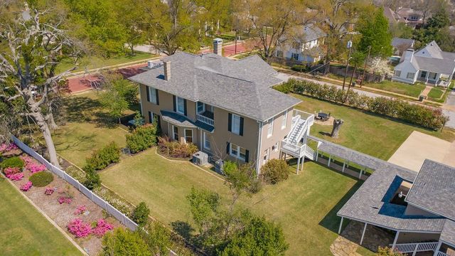 313 E Charnwood, Tyler, TX 75701