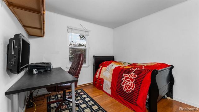 2030 Orpington Drive, Troy, MI 48083