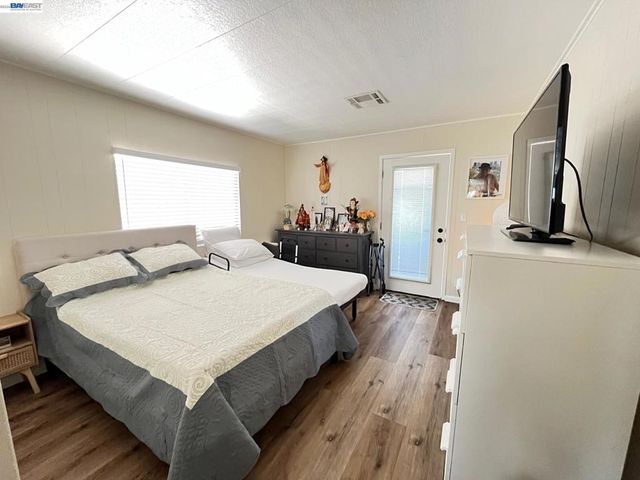 711 Old Canyon Rd., Fremont, CA 94536