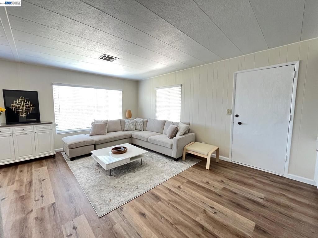 Image 3 of property listing at 711 Old Canyon Rd., Fremont, CA 94536