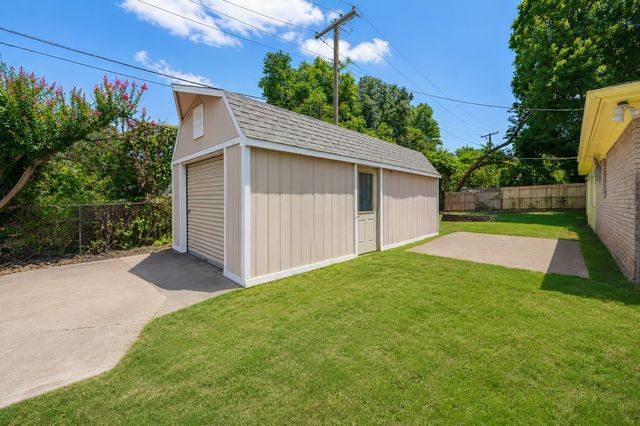 4028 Shawnee Trail, Lake Worth, TX 76135