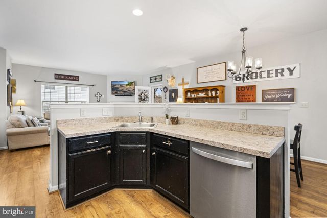 2104 MORGAN HILL DR, Pennsburg, PA 18073