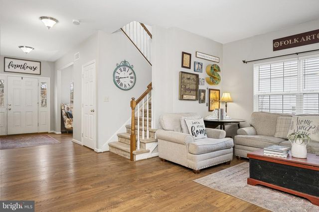 2104 MORGAN HILL DR, Pennsburg, PA 18073