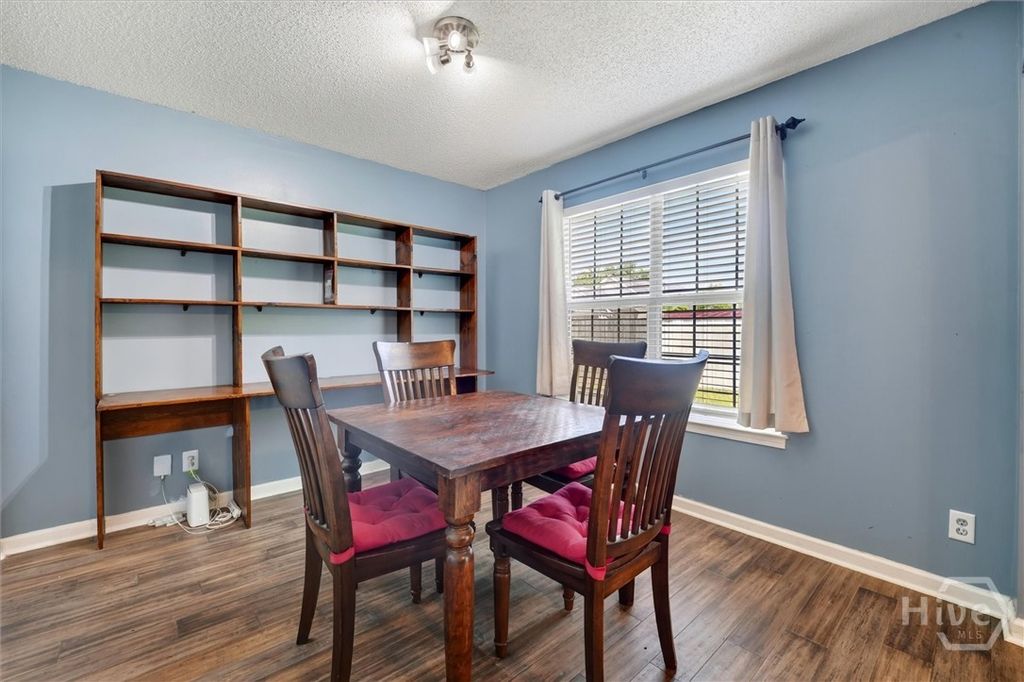 Image 11 of property listing at 3 Durango Court, Savannah, GA 31406