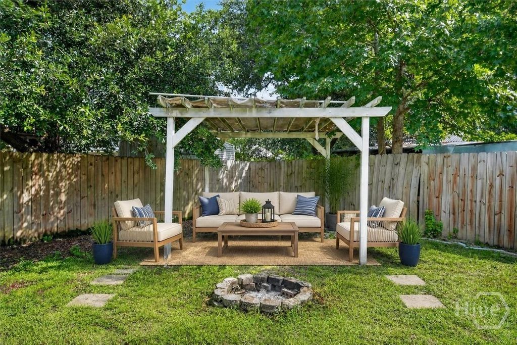 Image 23 of property listing at 3 Durango Court, Savannah, GA 31406