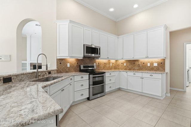 9276 Lake Cypress Loop, Weeki Wachee, FL 34613