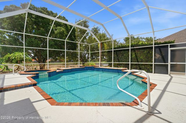 9276 Lake Cypress Loop, Weeki Wachee, FL 34613