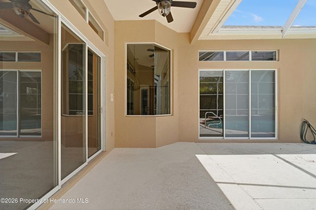 9276 Lake Cypress Loop, Weeki Wachee, FL 34613