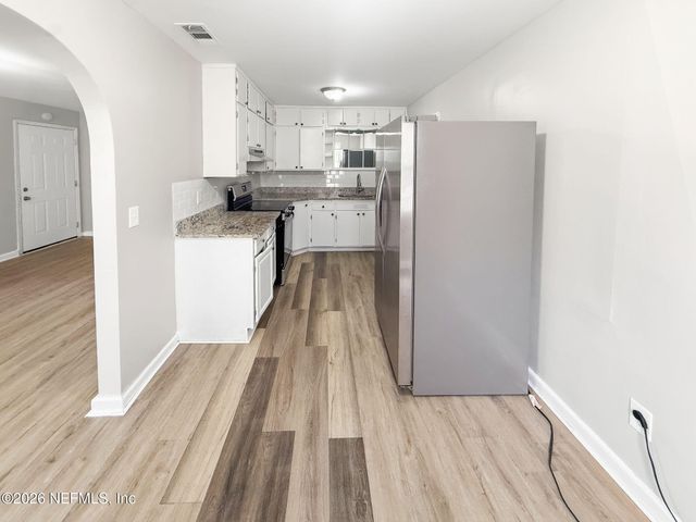 5359 LEXINGTON Avenue, Jacksonville, FL 32210