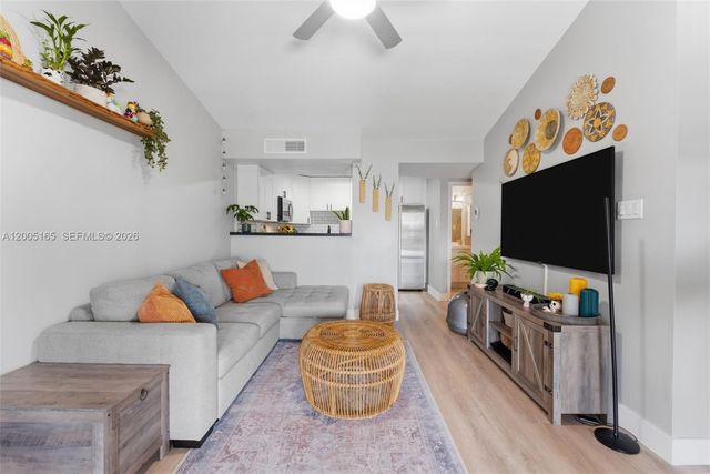 15325 SW 106th Ter 627, Miami, FL 33196