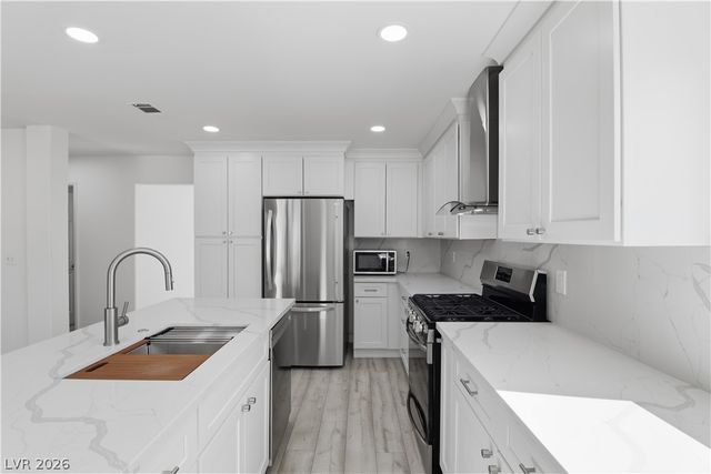 9537 Wooden Pier Way, Las Vegas, NV 89117