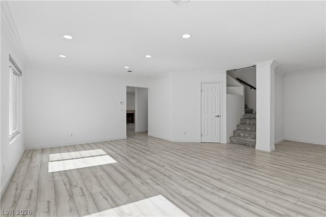 9537 Wooden Pier Way, Las Vegas, NV 89117