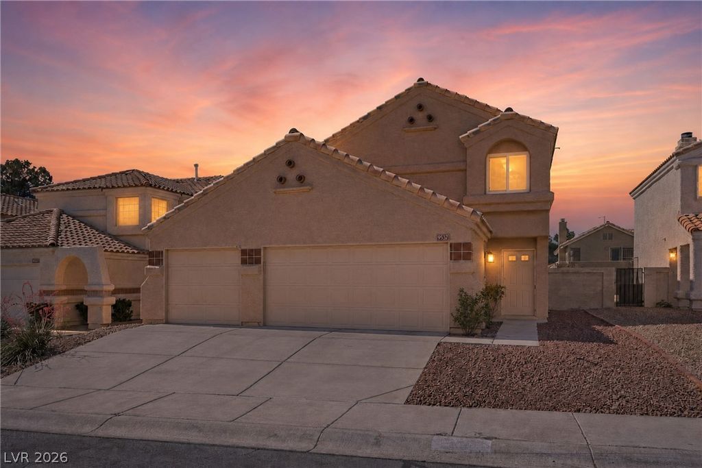 9537 Wooden Pier Way, Las Vegas, NV 89117