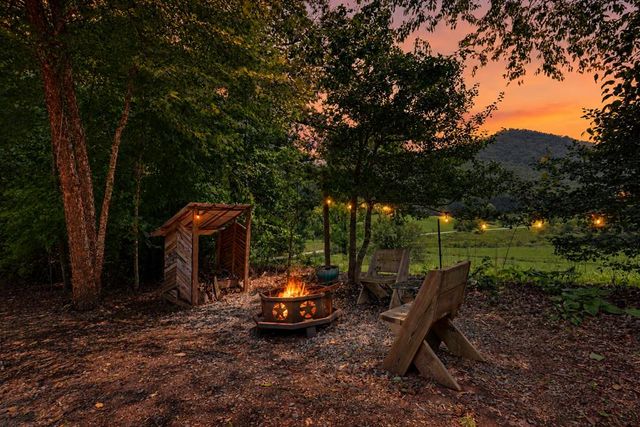 282 Low Gap Road, Hayesville, NC 28904