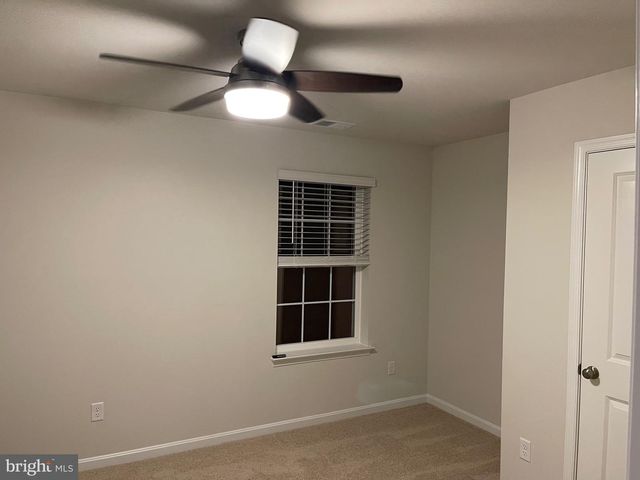 112 CHARING CROSS DR, Stephens City, VA 22655