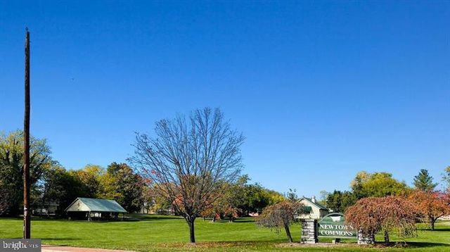 112 CHARING CROSS DR, Stephens City, VA 22655