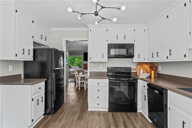 1398 Old Virginia Court SE, Marietta, GA 30067