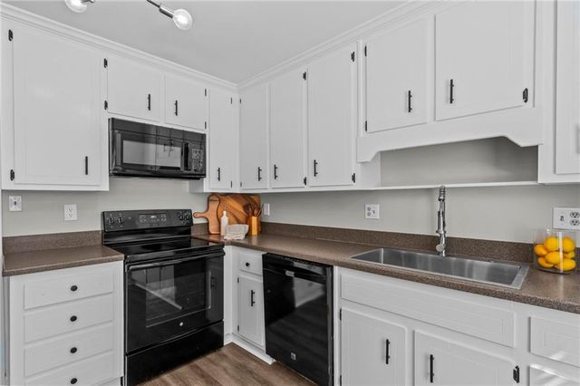 1398 Old Virginia Court SE, Marietta, GA 30067
