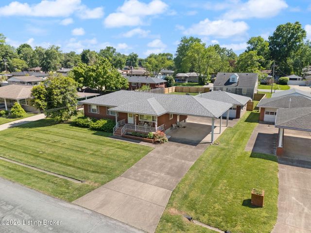 5812 Teakwood Ln, Louisville, KY 40258