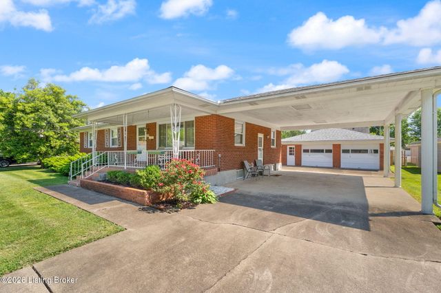 5812 Teakwood Ln, Louisville, KY 40258