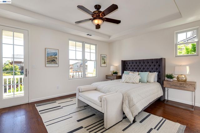 2381 Haile St, Alameda, CA 94501