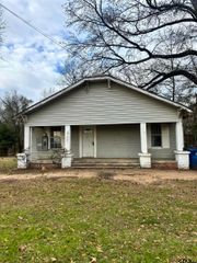 401 joy, Troup, TX 75789