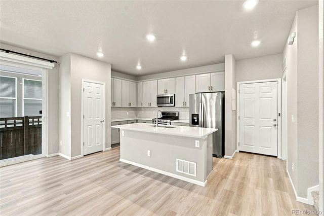 18292 E Kansas Place, Aurora, CO 80017